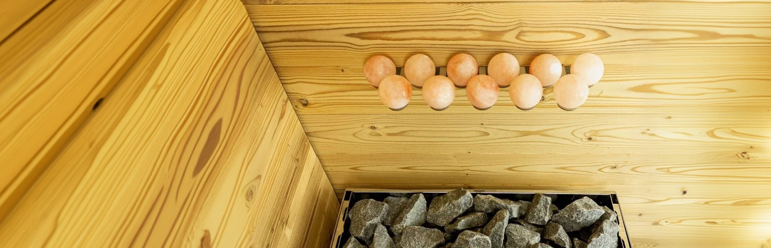 Τα οφέλη του αλατιού Ιμαλαΐων στη σάουνα και πώς να το χρησιμοποιήσετε εκεί